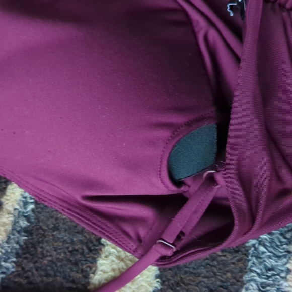 Express Body Contour Runched Bodysuit - Picture 3 of 3